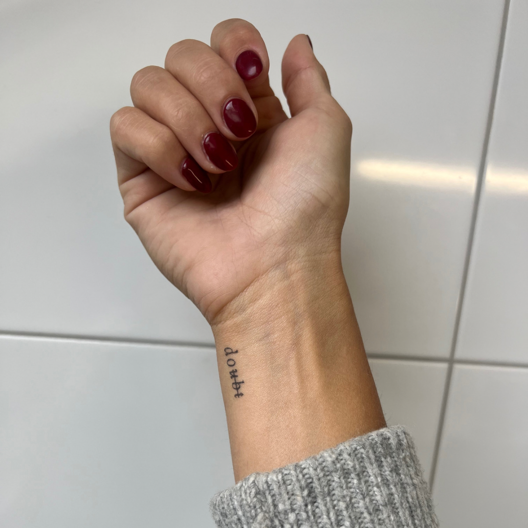 Duda del tatuaje temporal