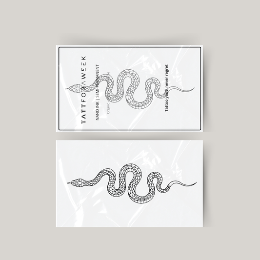 Tatuaje temporal serpiente grande
